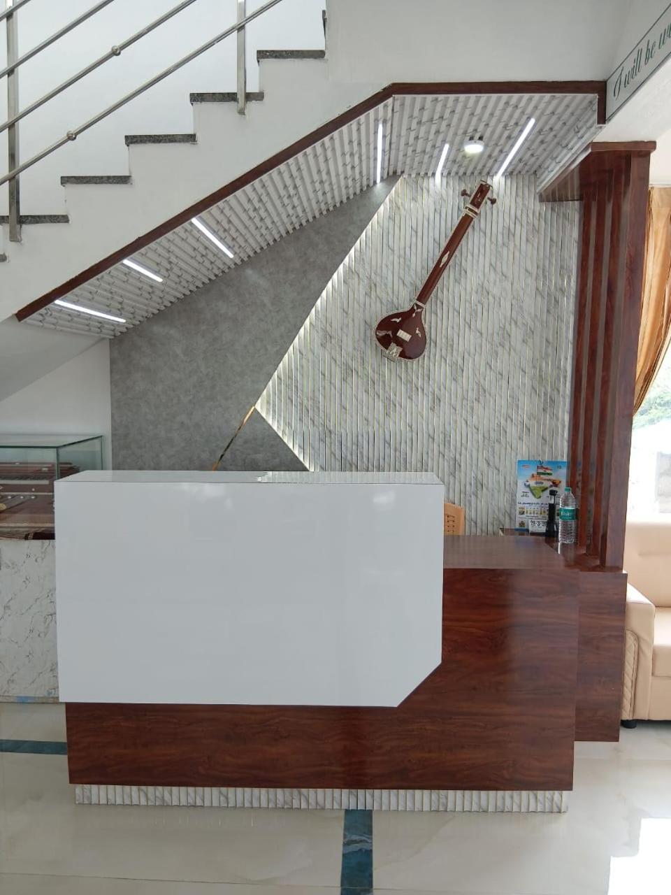 Grand Sangeetham Inn Tiruchchendūr エクステリア 写真