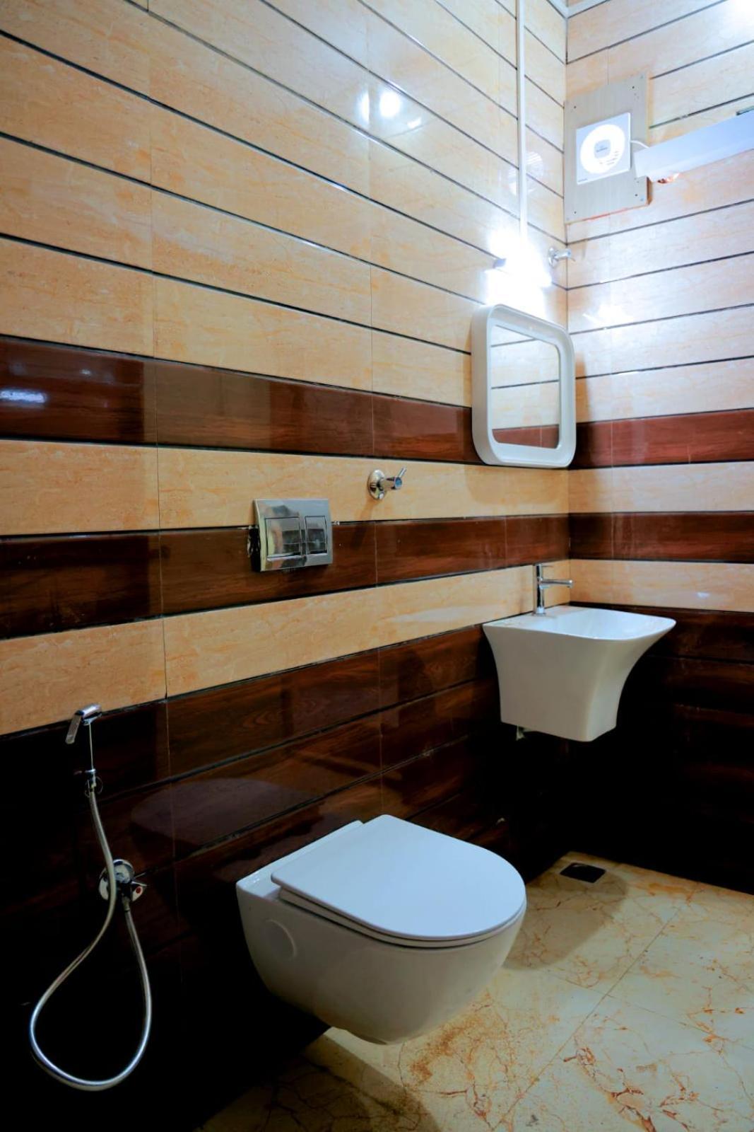 Grand Sangeetham Inn Tiruchchendūr エクステリア 写真
